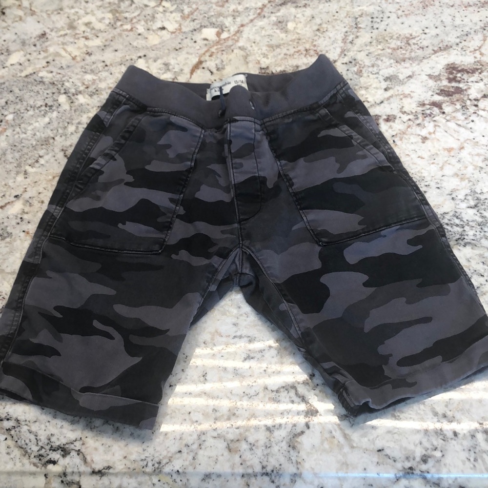 Abercrombie Kids boys shorts